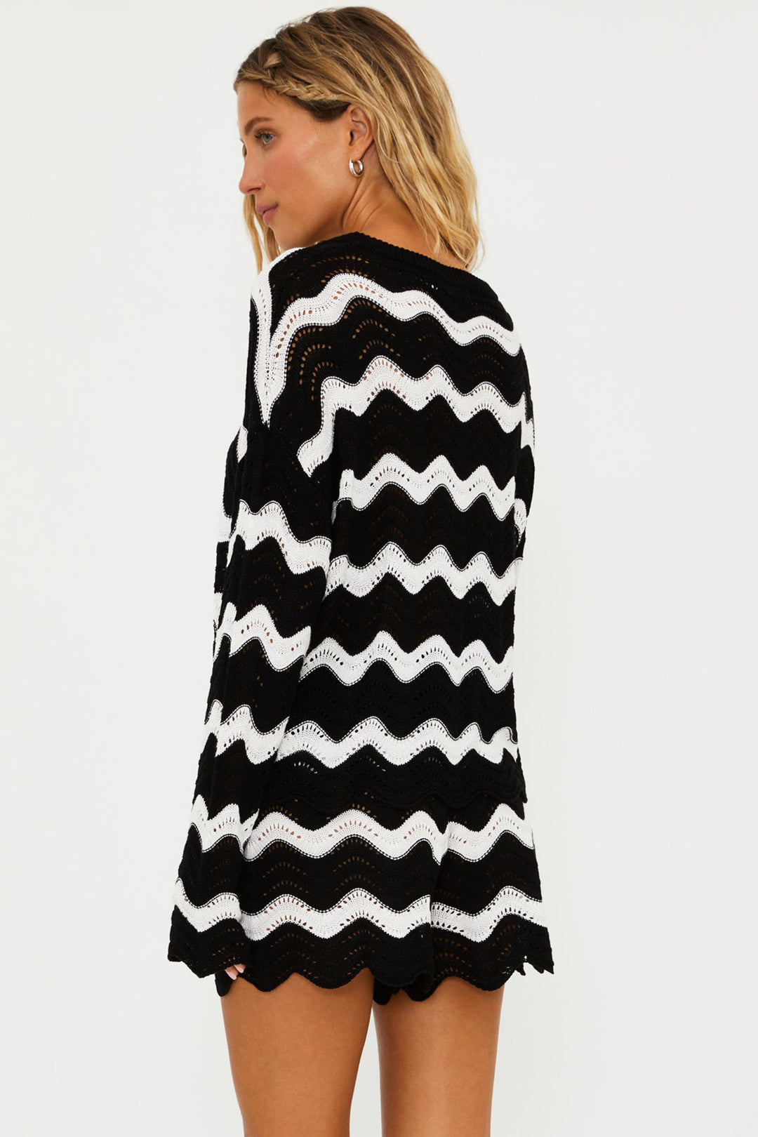 Beach Riot Beach Women Sweater - Black & White Tides Beach Riot Beach Women Sweater - Black & White Tides