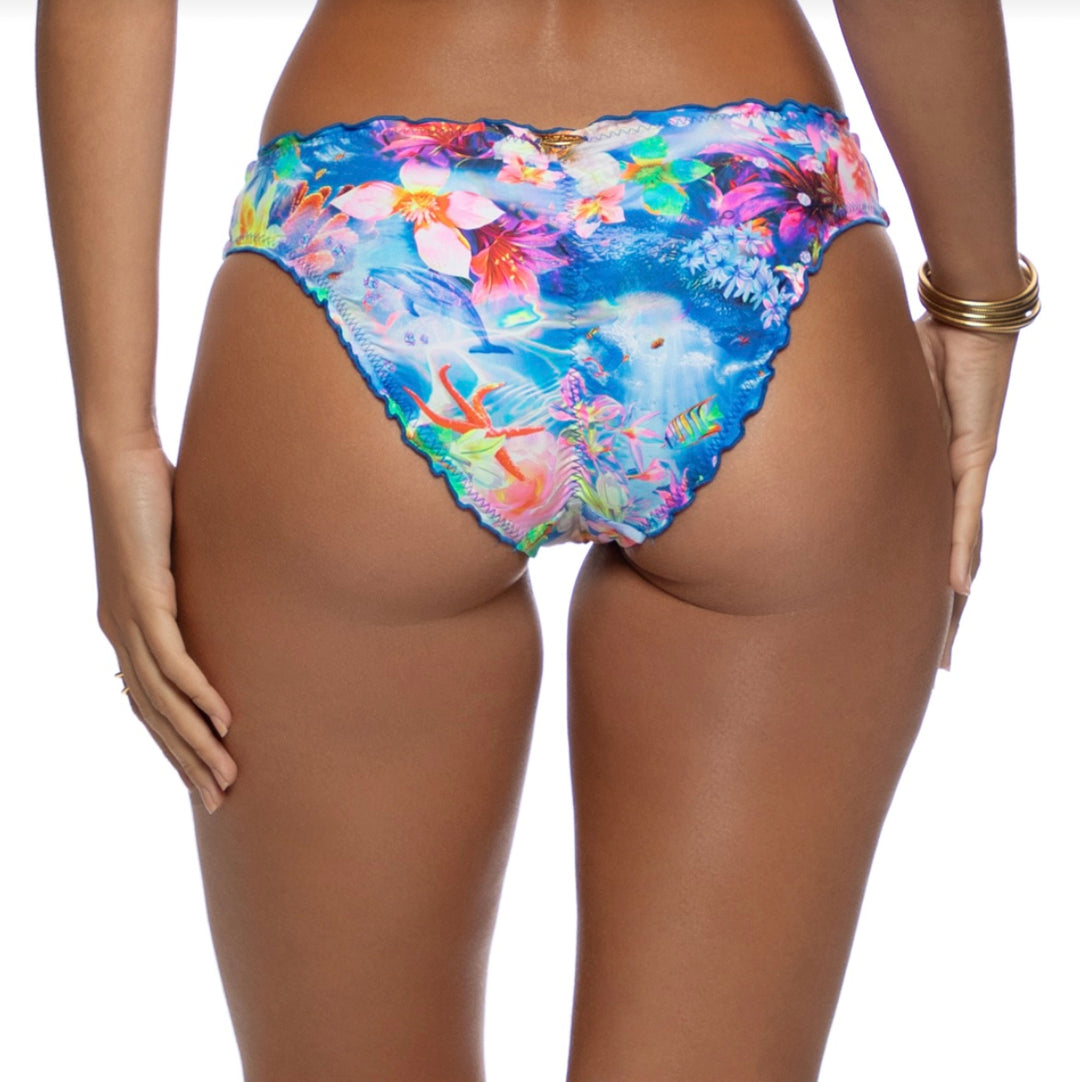 Multicolor Underwater Dreaming Seamless Full Ruched Back Bottom-Luli Fama-Gone Bananas Beachwear