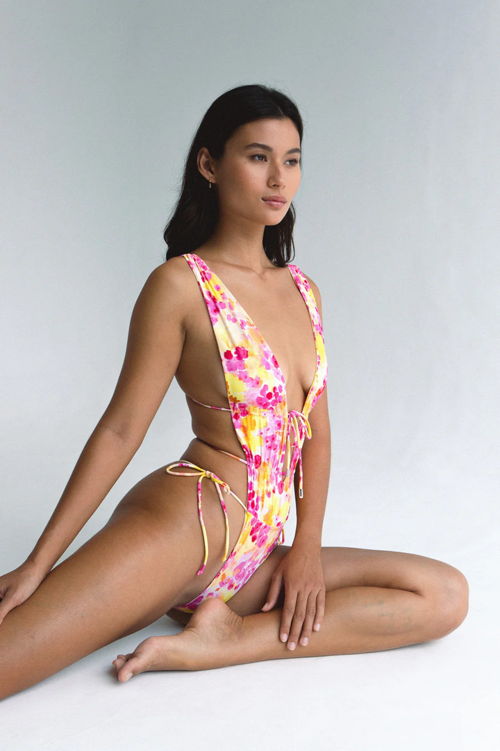 Romance Heart of Gold One Piece